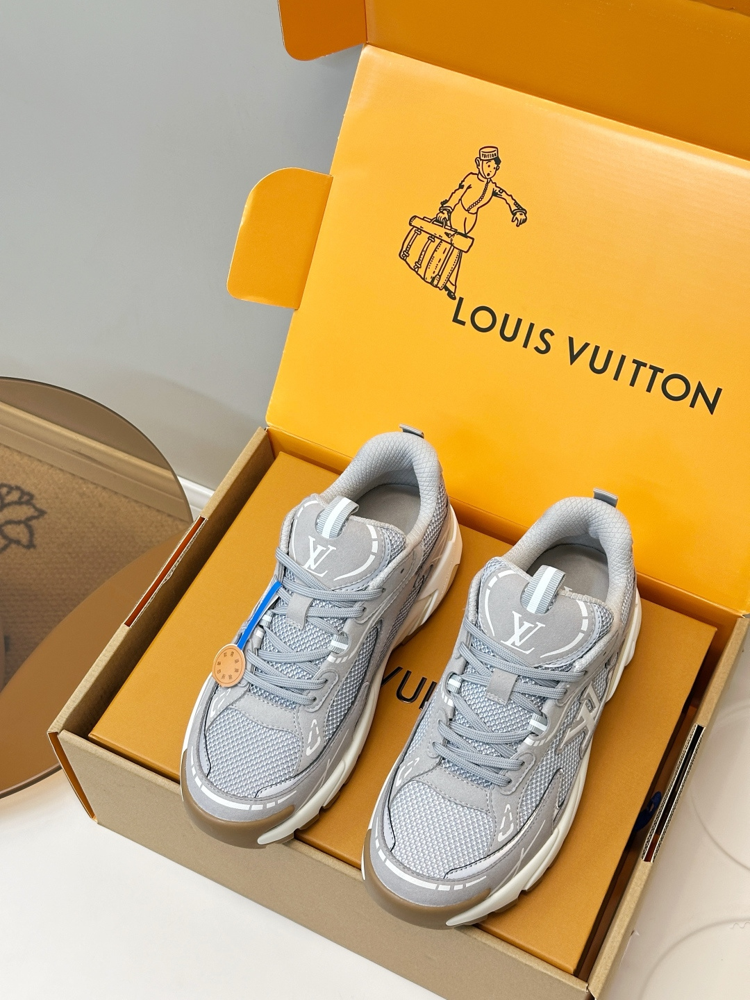 Louis Vuitton Sneakers
