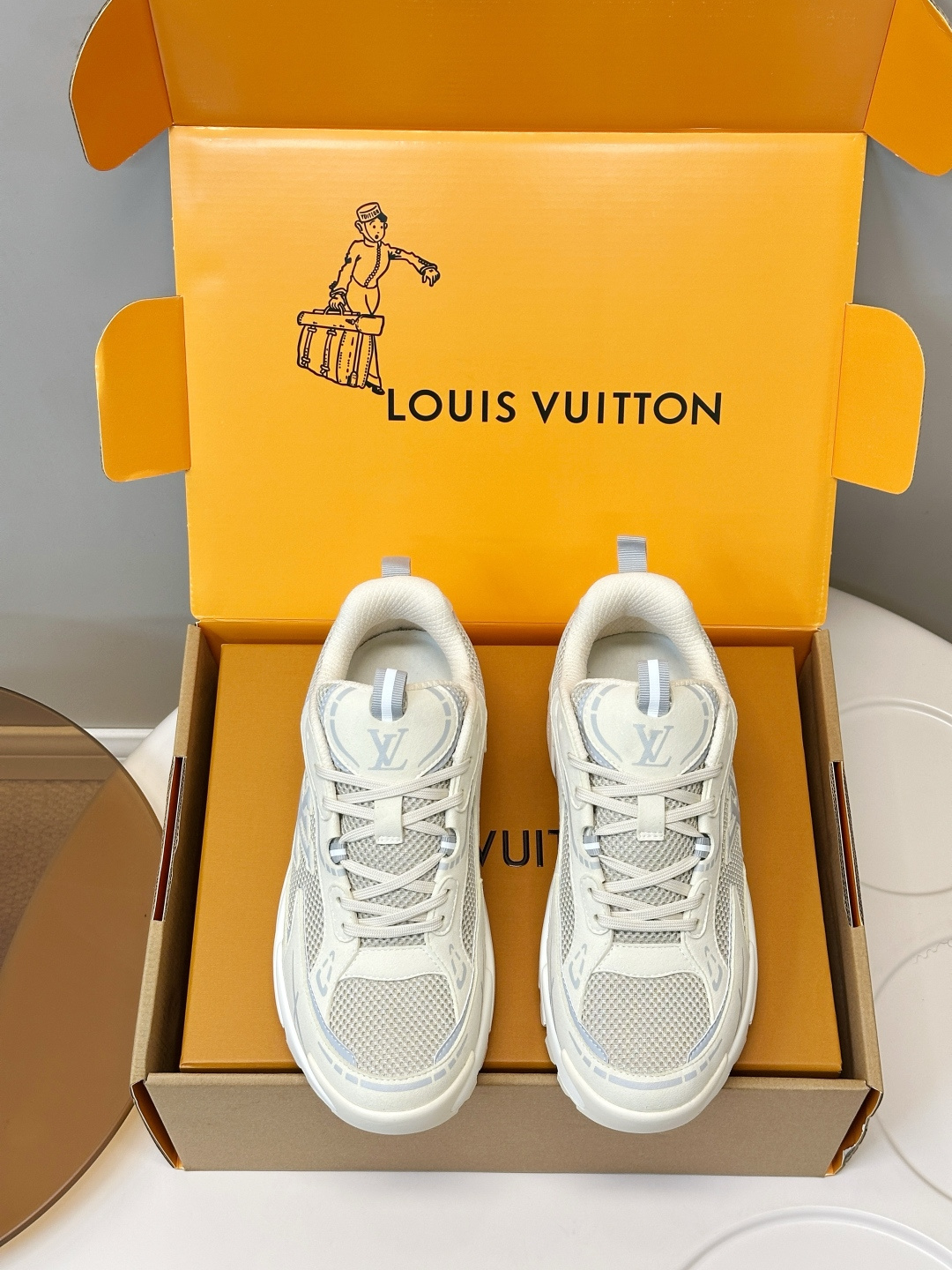 Louis Vuitton Sneakers