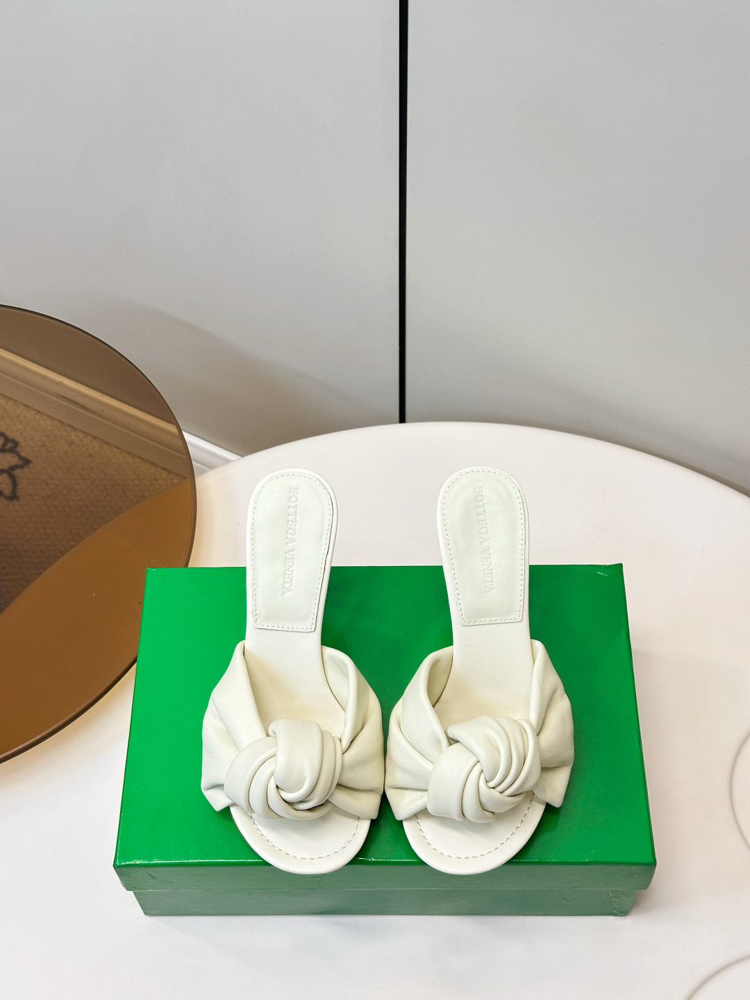 Bottega Veneta Slides