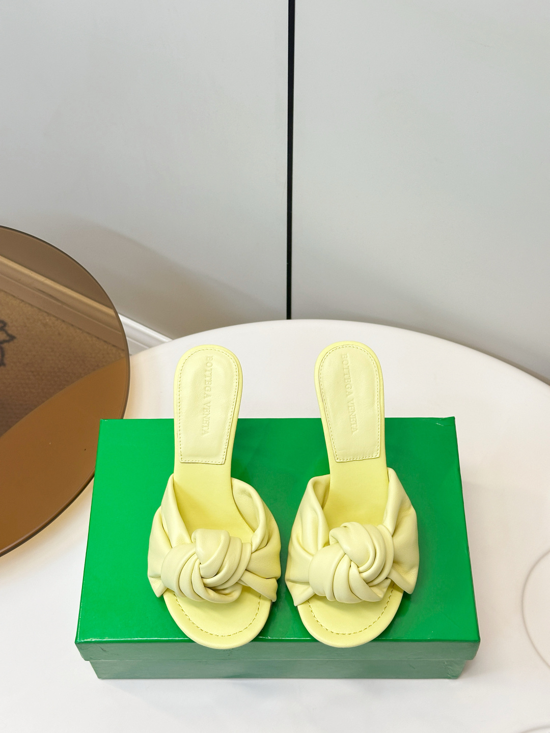 Bottega Veneta Slides
