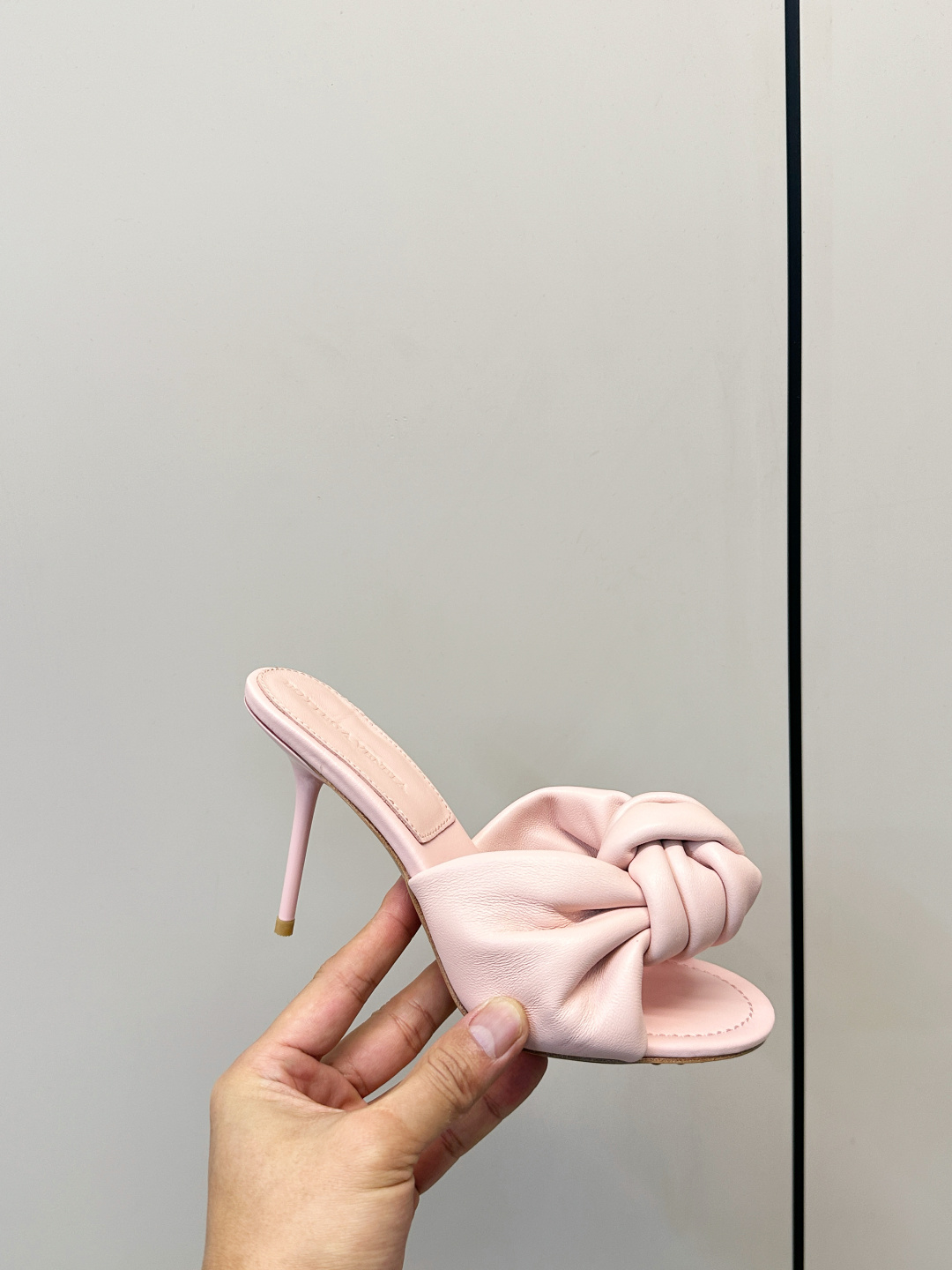 Bottega Veneta Slides
