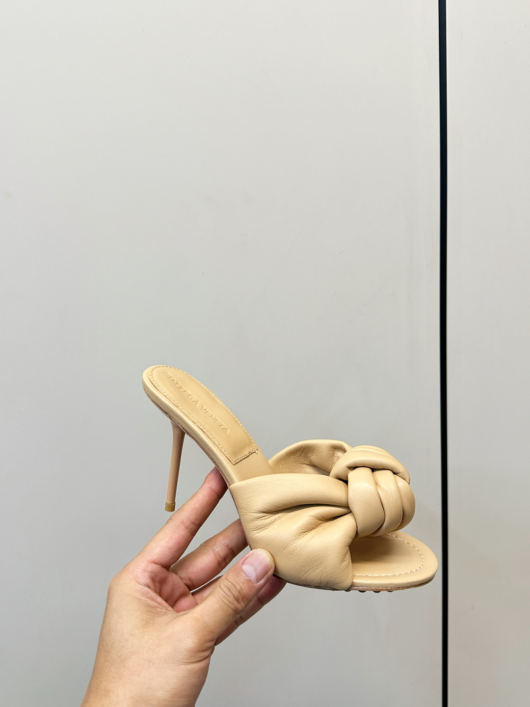 Bottega Veneta Slides