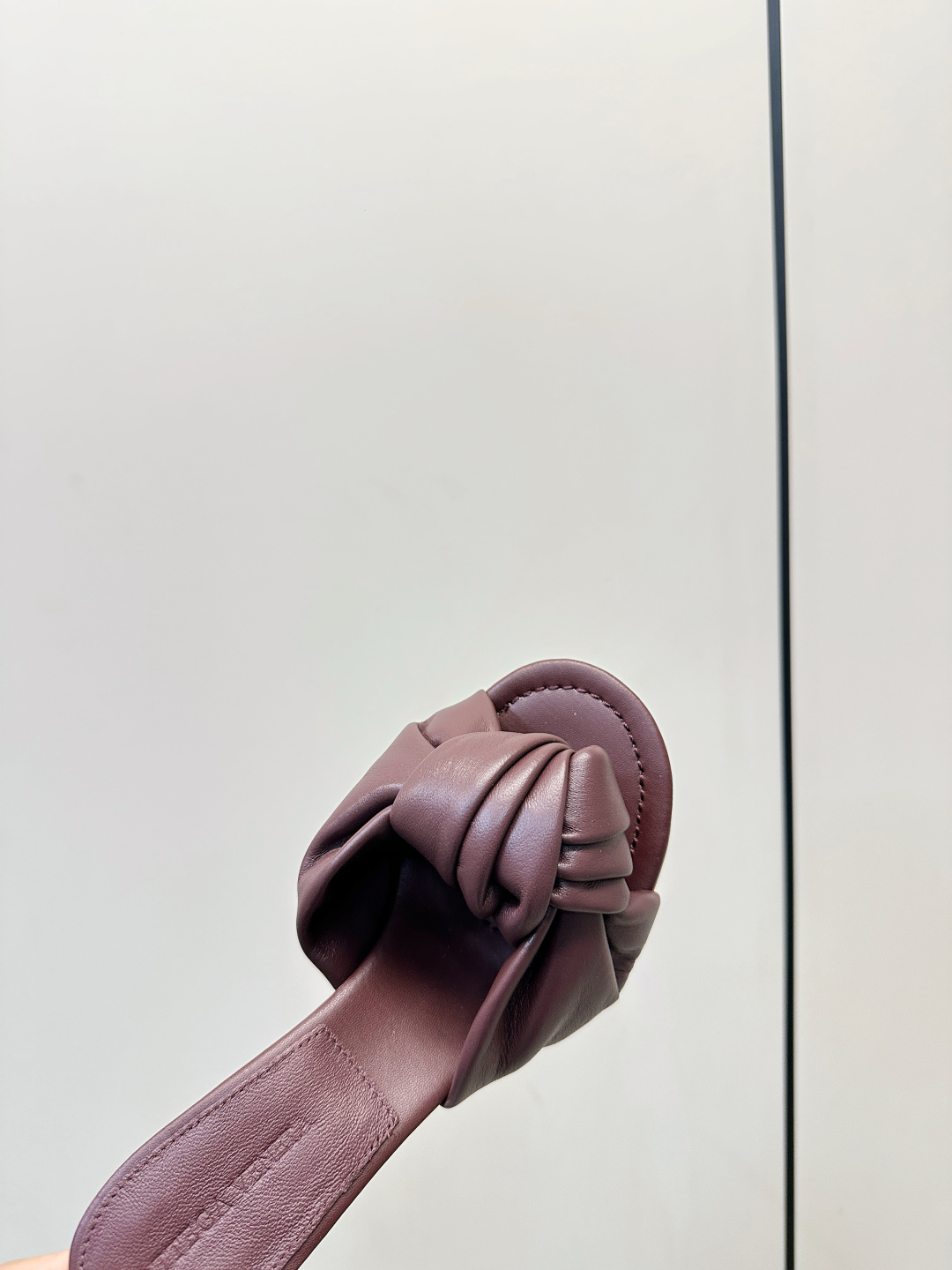 Bottega Veneta Slides
