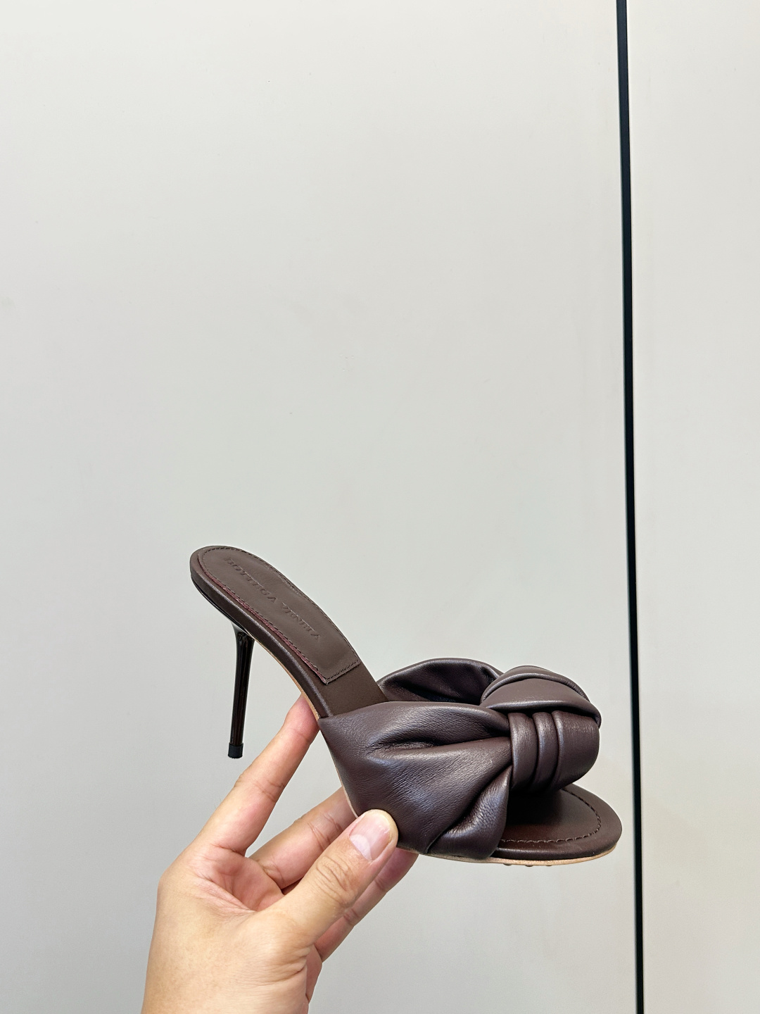 Bottega Veneta Slides
