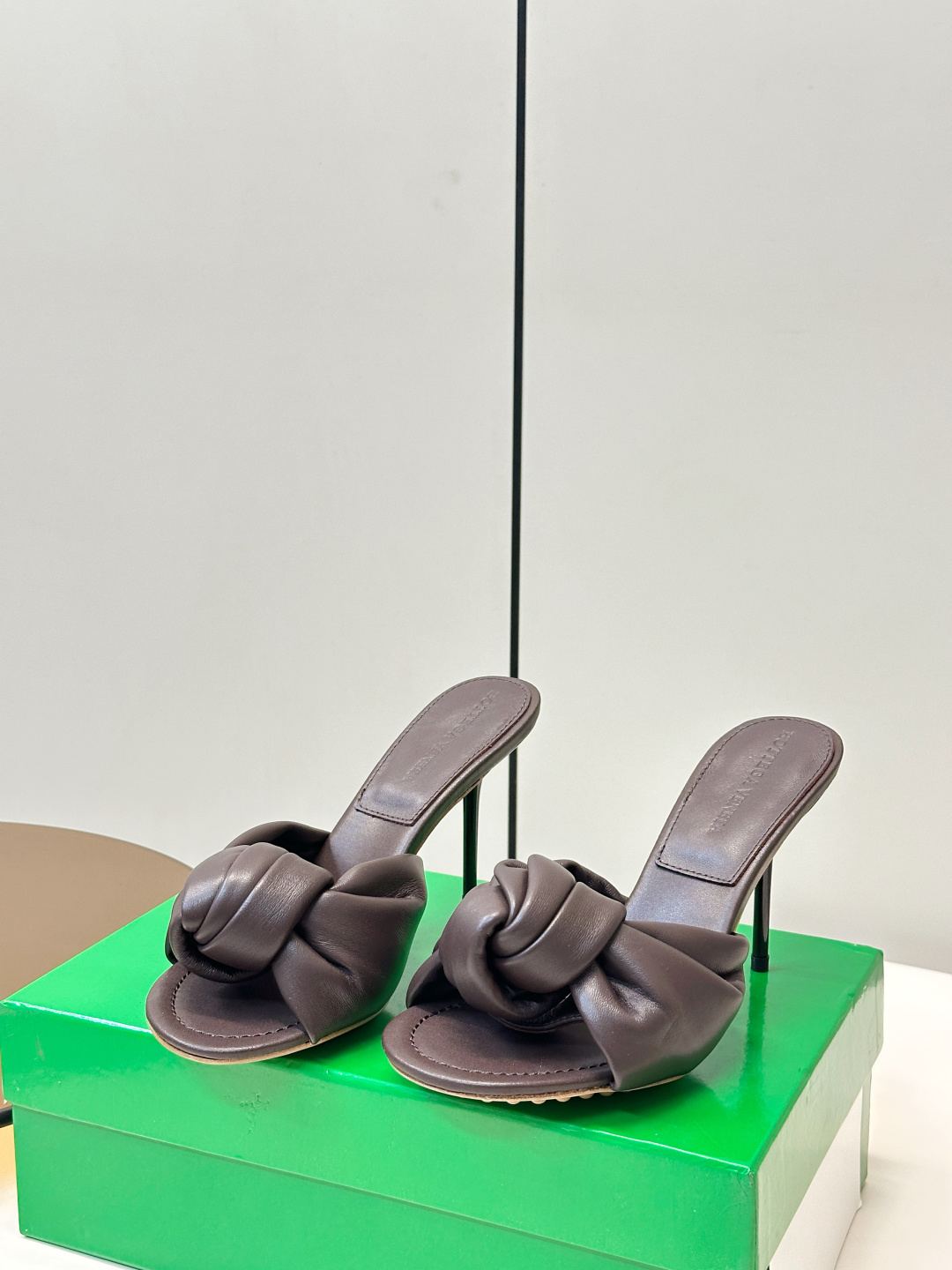 Bottega Veneta Slides