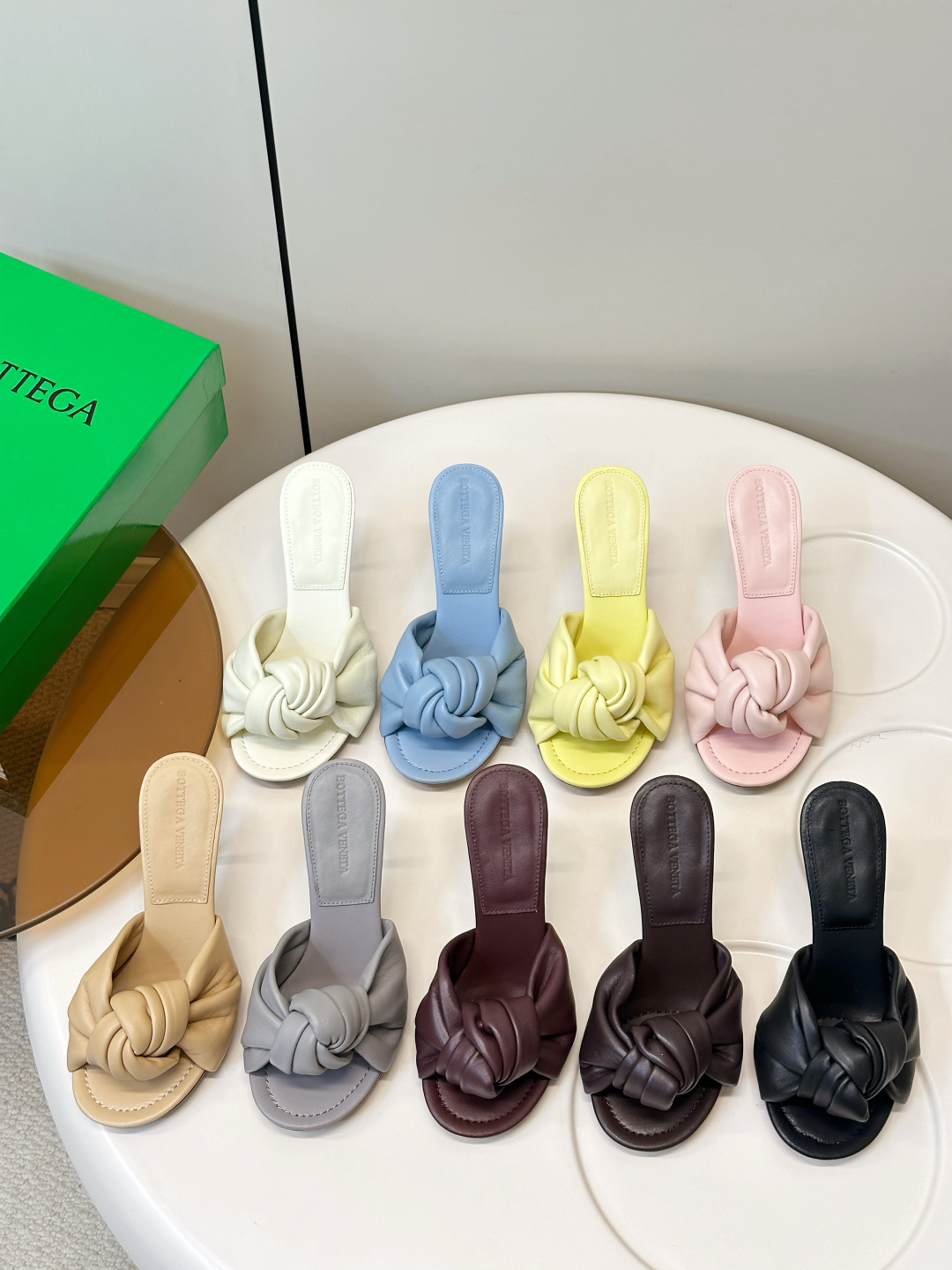 Bottega Veneta Slides