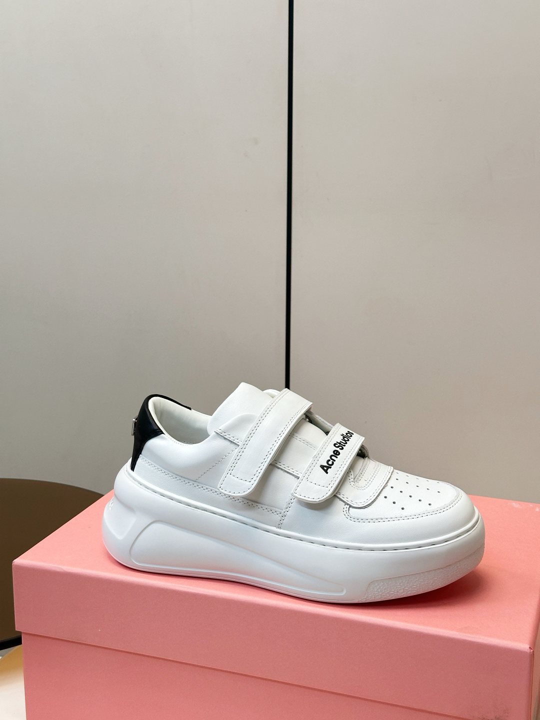 Designer Sneakers