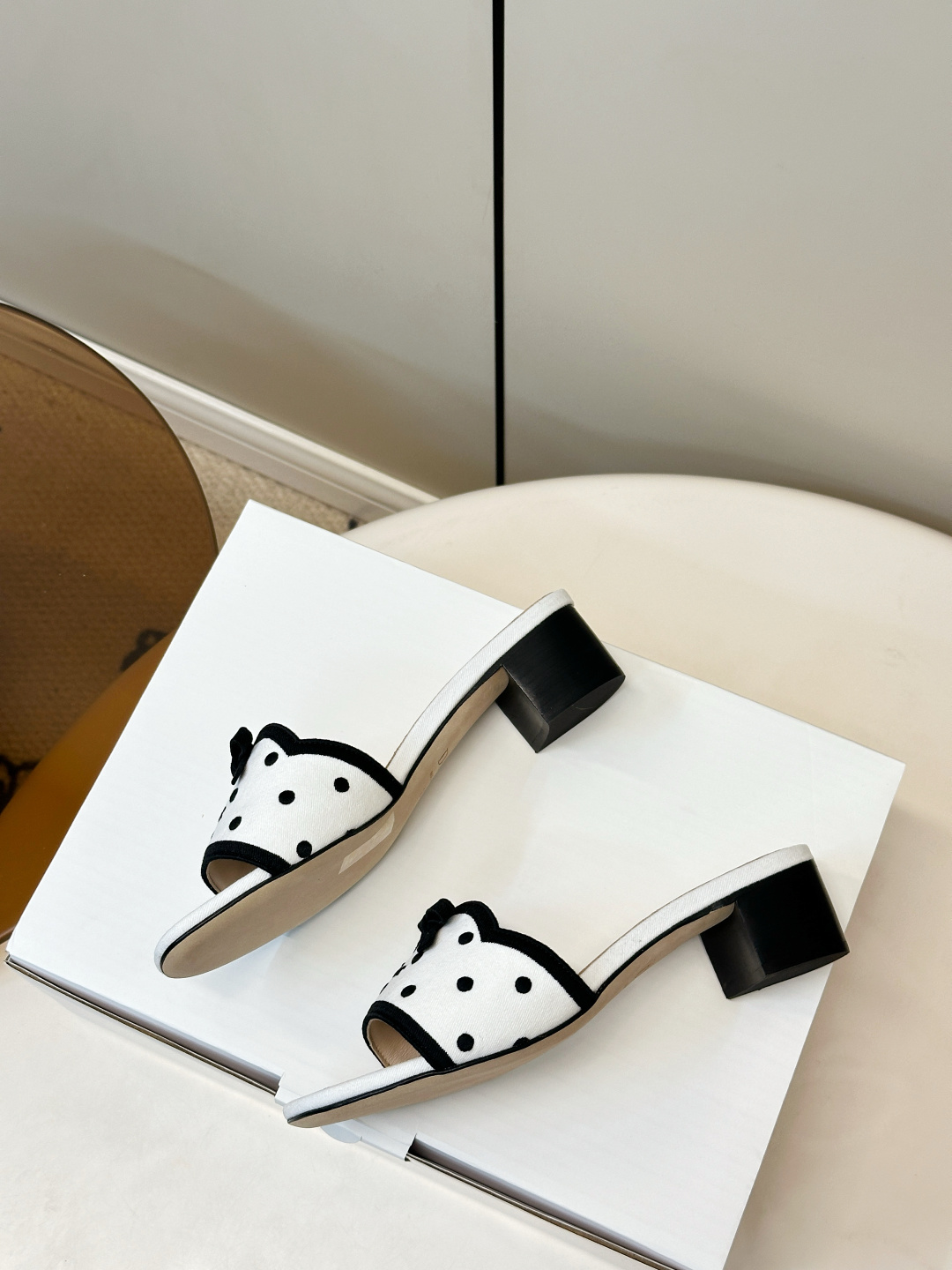 Dior Slides