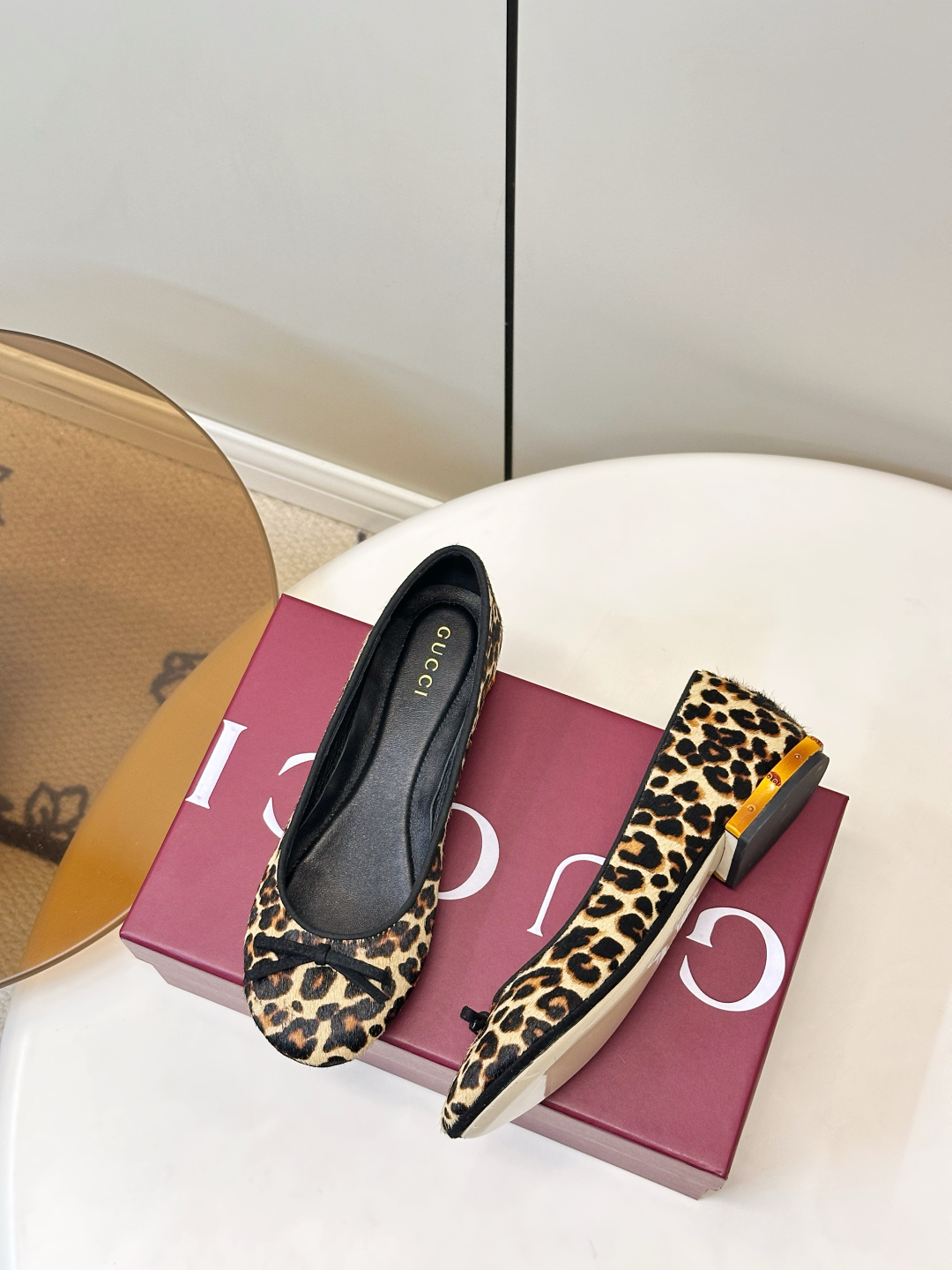 Gucci Women Shoes
