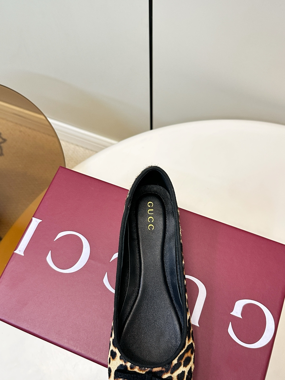Gucci Women Shoes