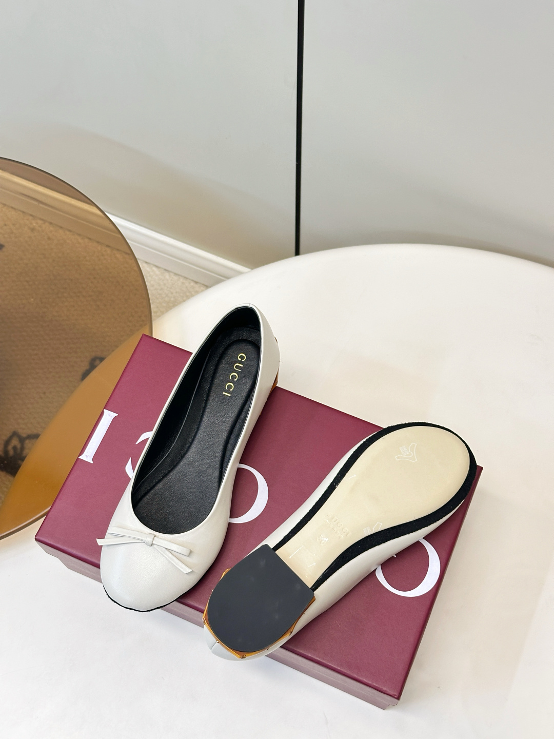 Gucci Women Shoes