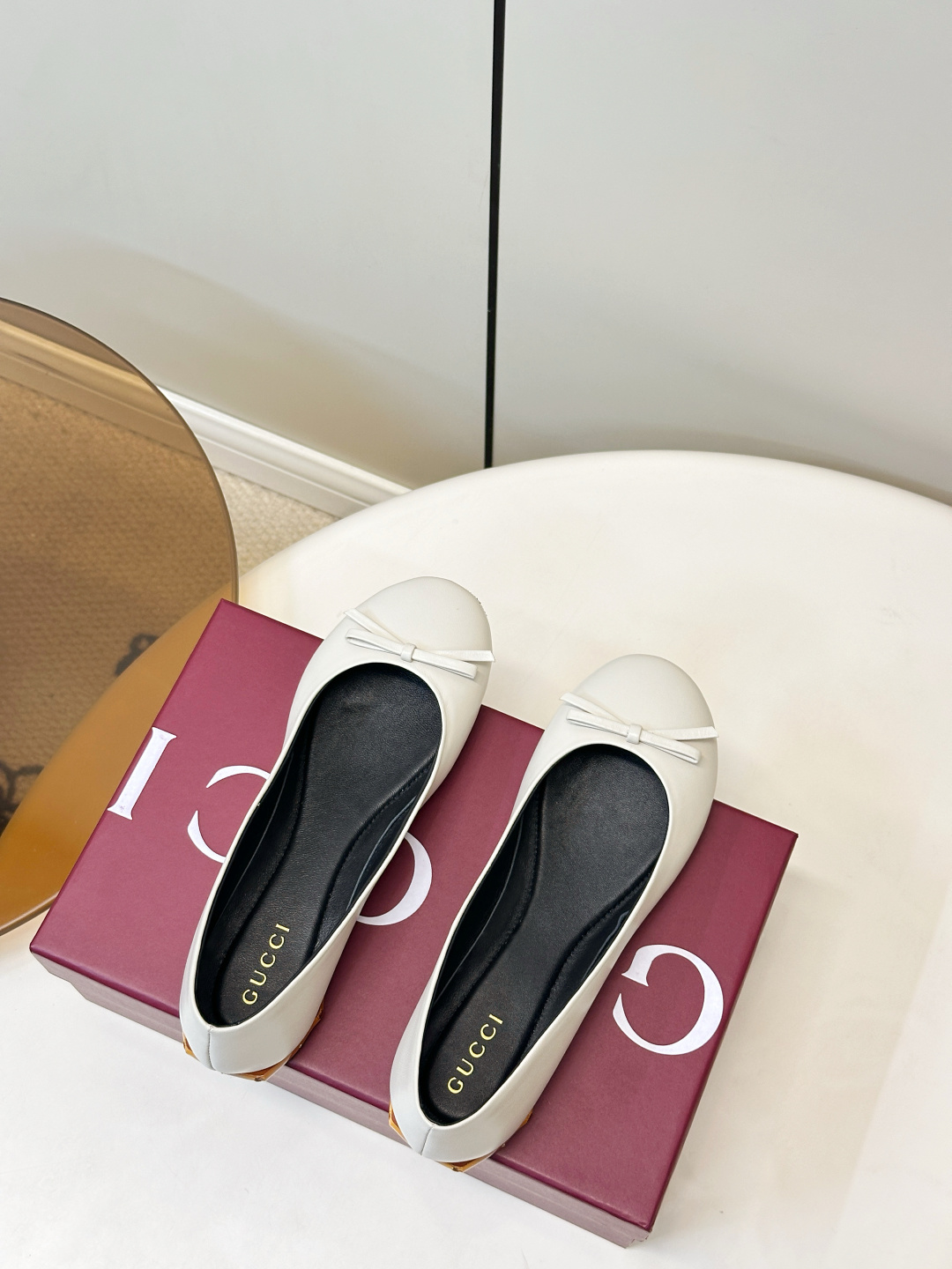 Gucci Women Shoes