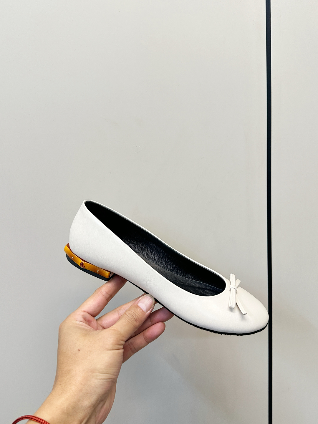 Gucci Women Shoes