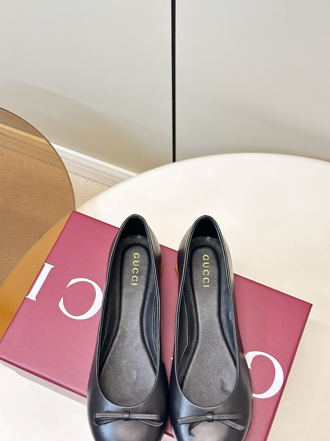 Gucci Women Shoes