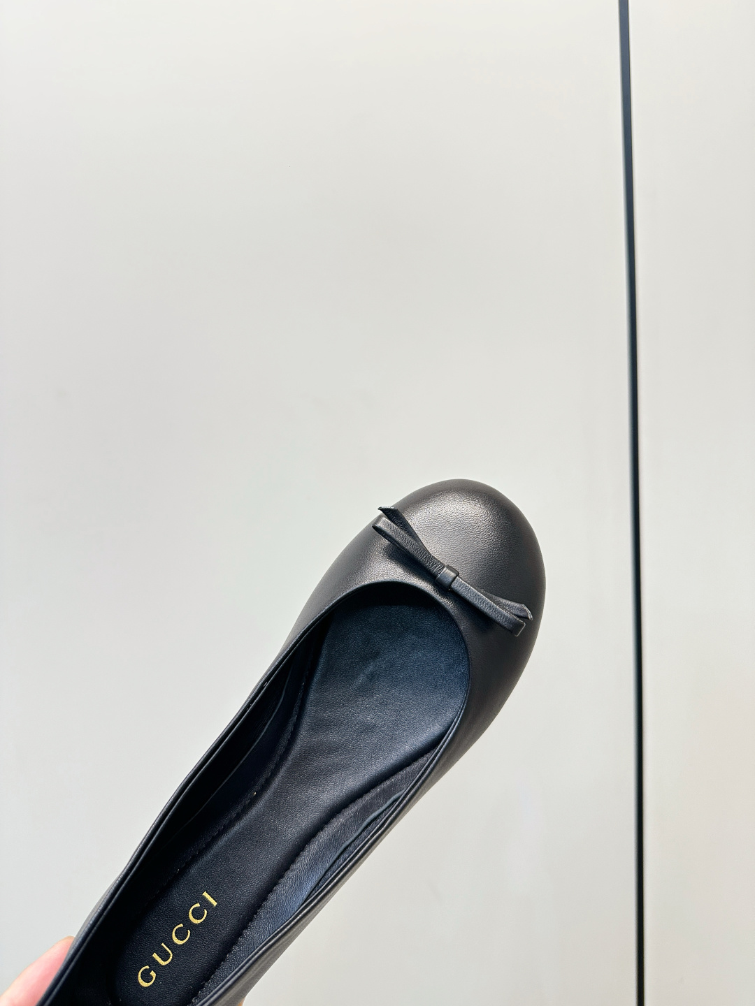 Gucci Women Shoes
