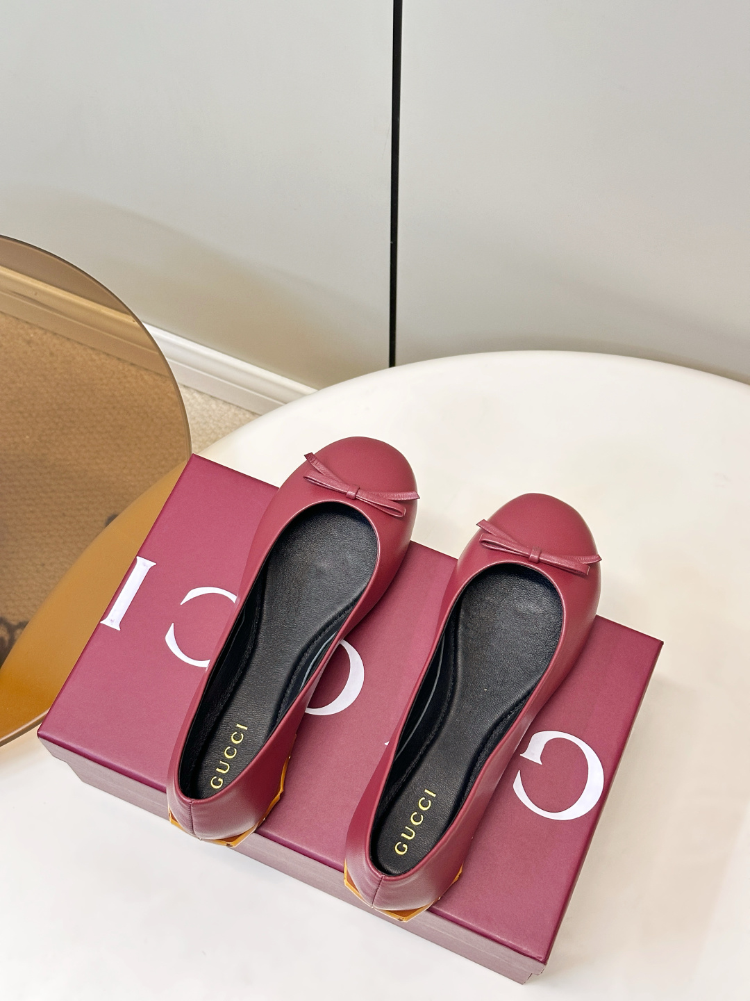 Gucci Women Shoes