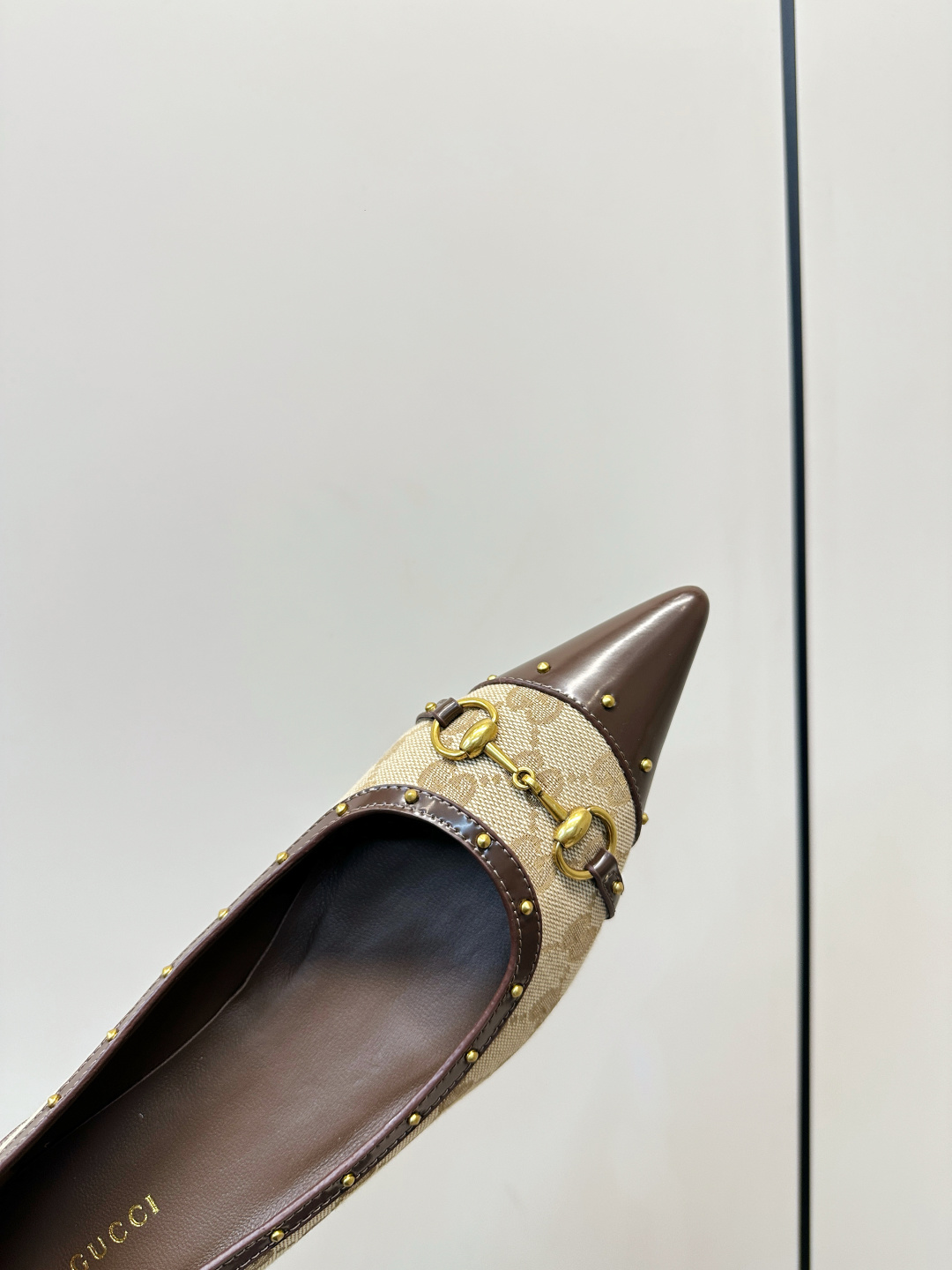 Gucci Women Shoes