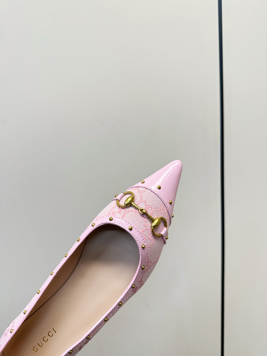 Gucci Women Shoes