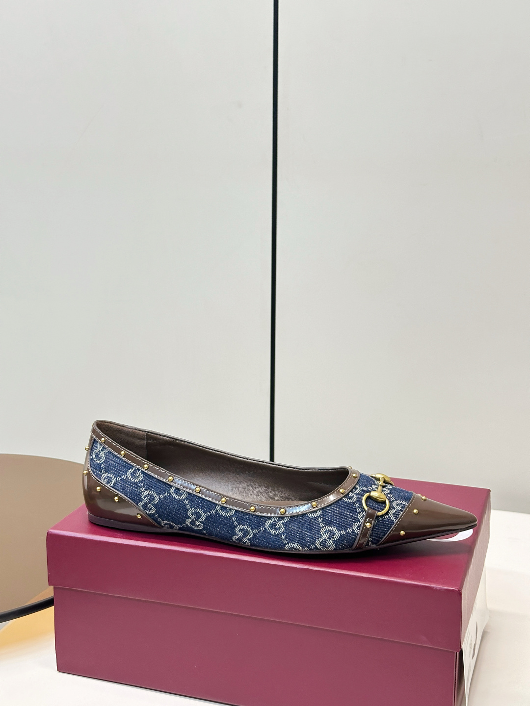 Gucci Women Shoes