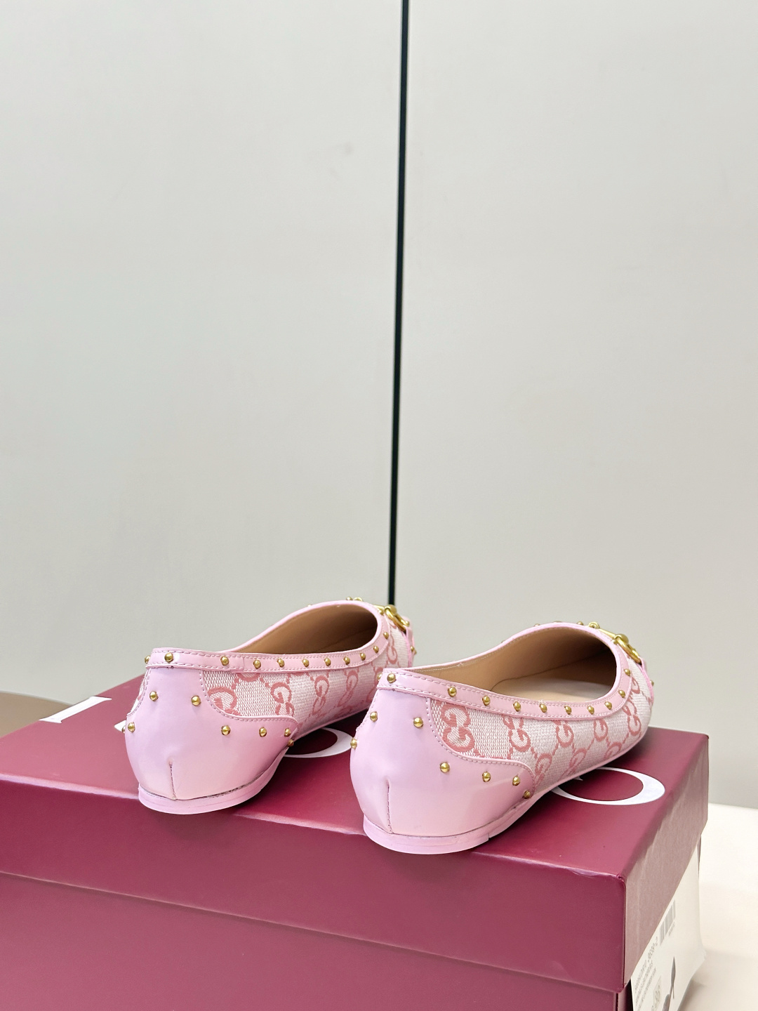 Gucci Women Shoes