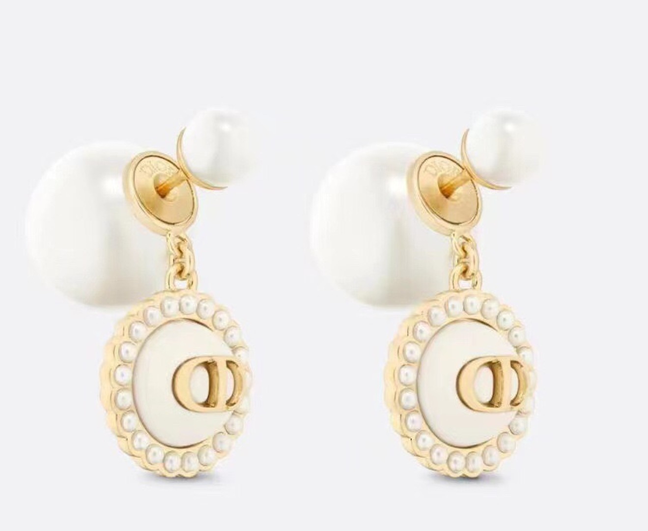 Dior Tribales Pearl Earrings,Gold Finish Metal, White Resin Pearls 5 cmp i1743221223257 4545 0 3