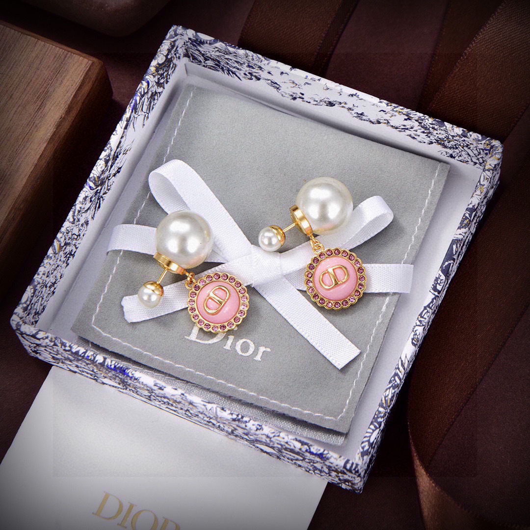 Dior Tribales Pearl Earrings,Gold Finish Metal, White Resin Pearls 7 cmp i1743221223257 8389 0 5