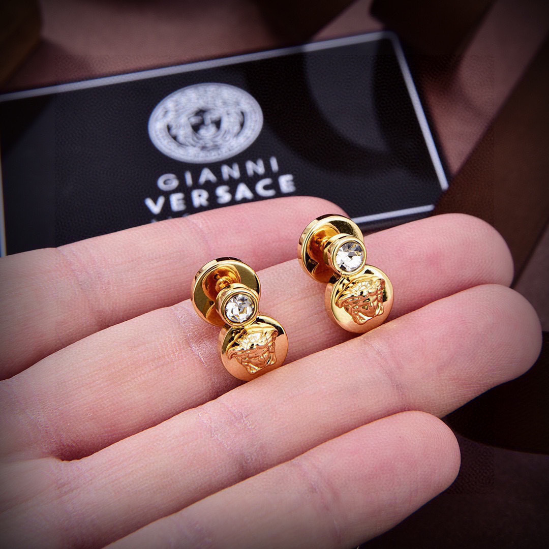 Versace-inspired Golden Ear Nails and Maze Design – 192 Van Sage Collection Highlights - 图片 9