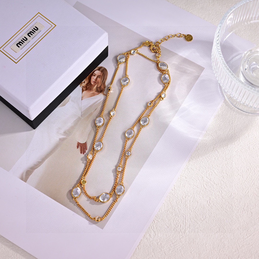 It’s a very beautiful color mix, and it’s so beautiful