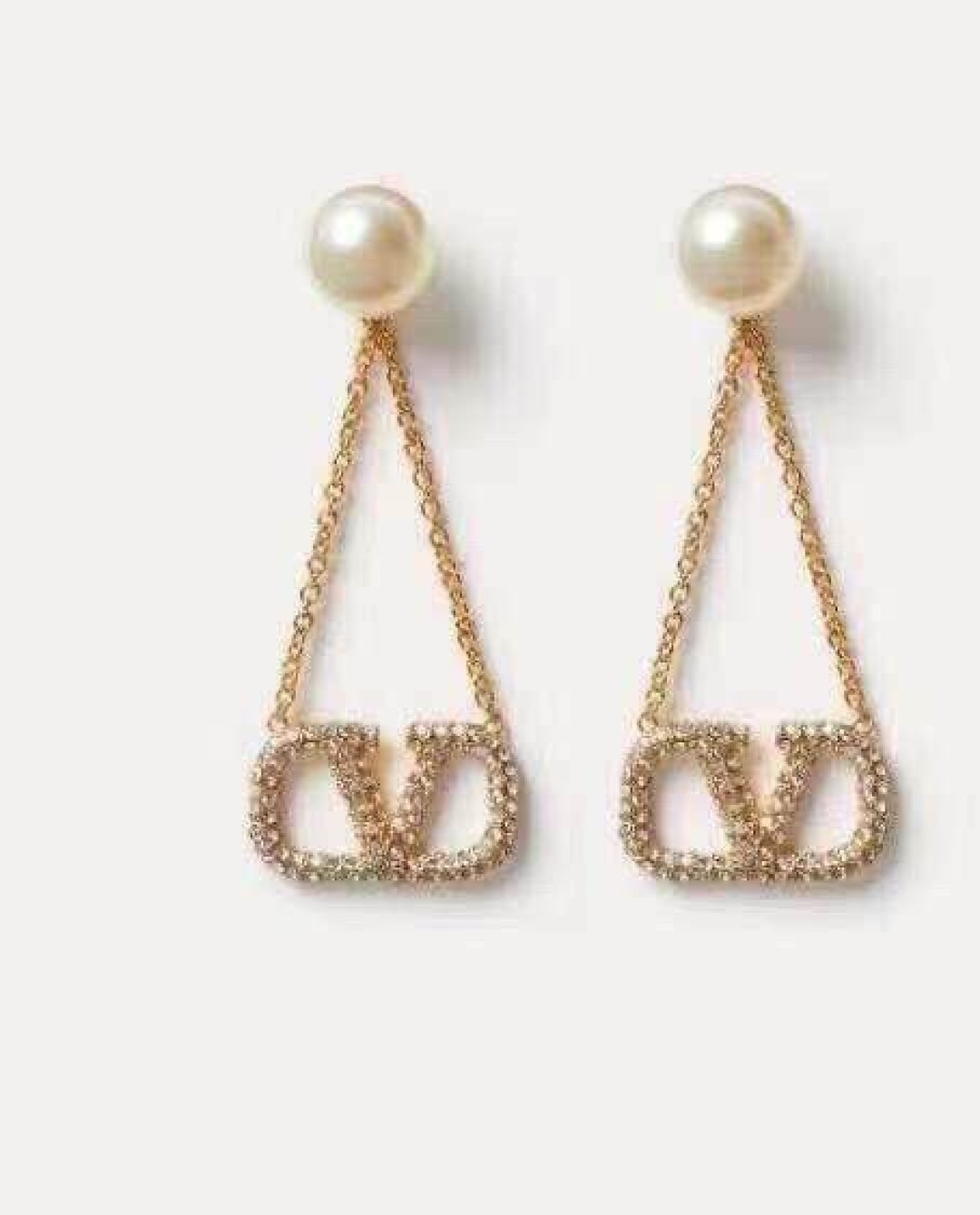 Luxury Earrings by Valentino Spark Interest with Flamboyant Design and High Price Tag - 图片 6