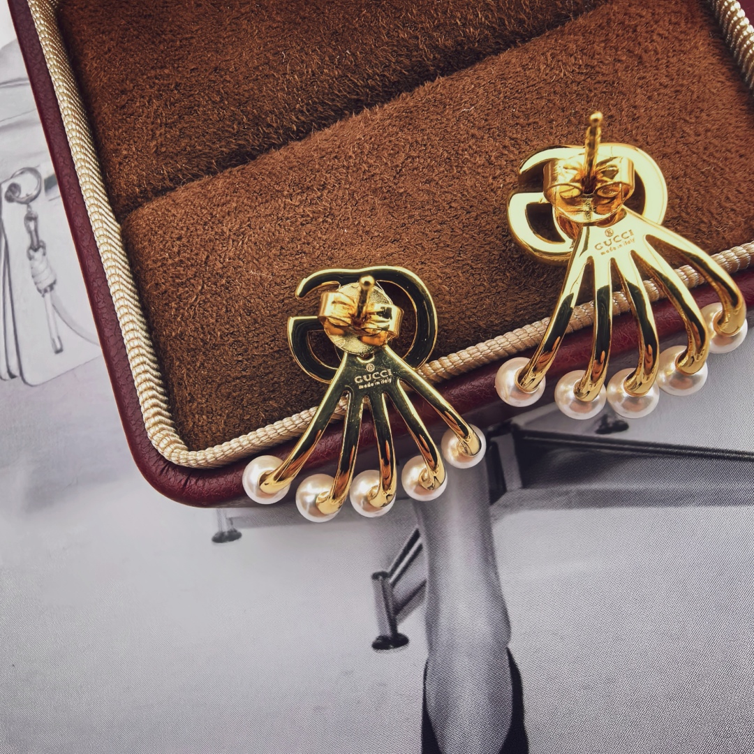 Gucci GG Marmont Crystal Fan Earrings | Iconic Style w/ Pearl Details 6 cmp a1750941393125 7330