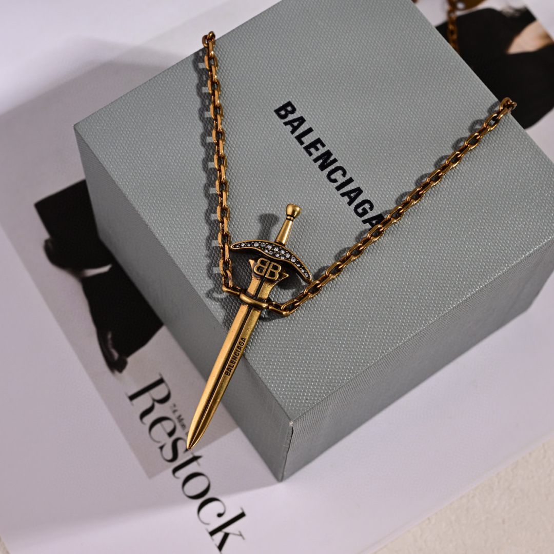 ❤️原单货🔹🔹新品 巴黎世家 Balenciaga 新款项链🔹专柜一致黄铜材质电镀18k金 火爆款出货 