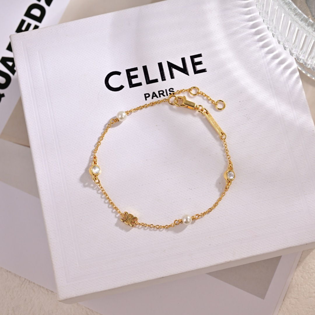 项链手链❤️❤️Celine 新款项链 手链🍉 与众不同的设计 个性十足 颠覆你对传统项链的印象 使其魅
