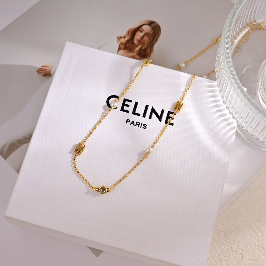 项链手链❤️❤️Celine 新款项链 手链🍉 与众不同的设计 个性十足 颠覆你对传统项链的印象 使其魅