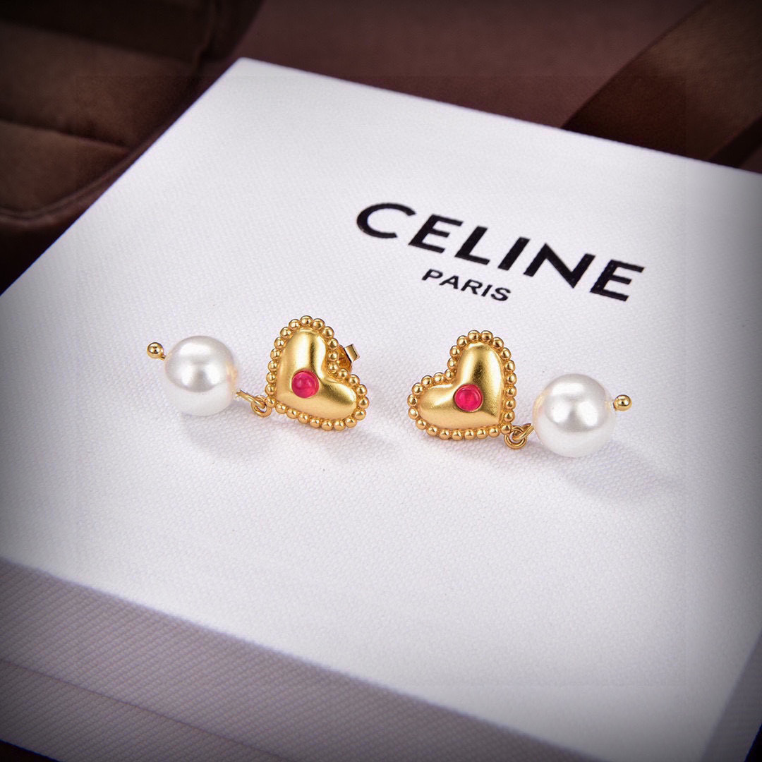 ❤️Celine 爱心珍珠耳环 PRECLOUS新品 简单时尚耳环🌟专柜一致黄铜材质电镀18k金 火爆款