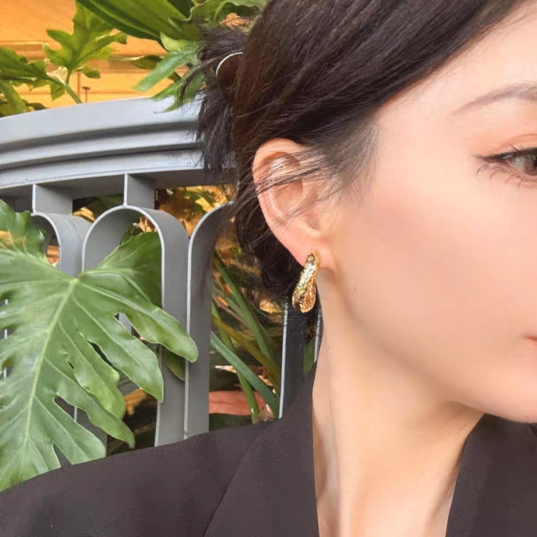 ❤️原单货🔹🔹新品 巴黎世家 Balenciaga 新款耳钉🔹专柜一致黄铜材质电镀18k金 火爆款出货 