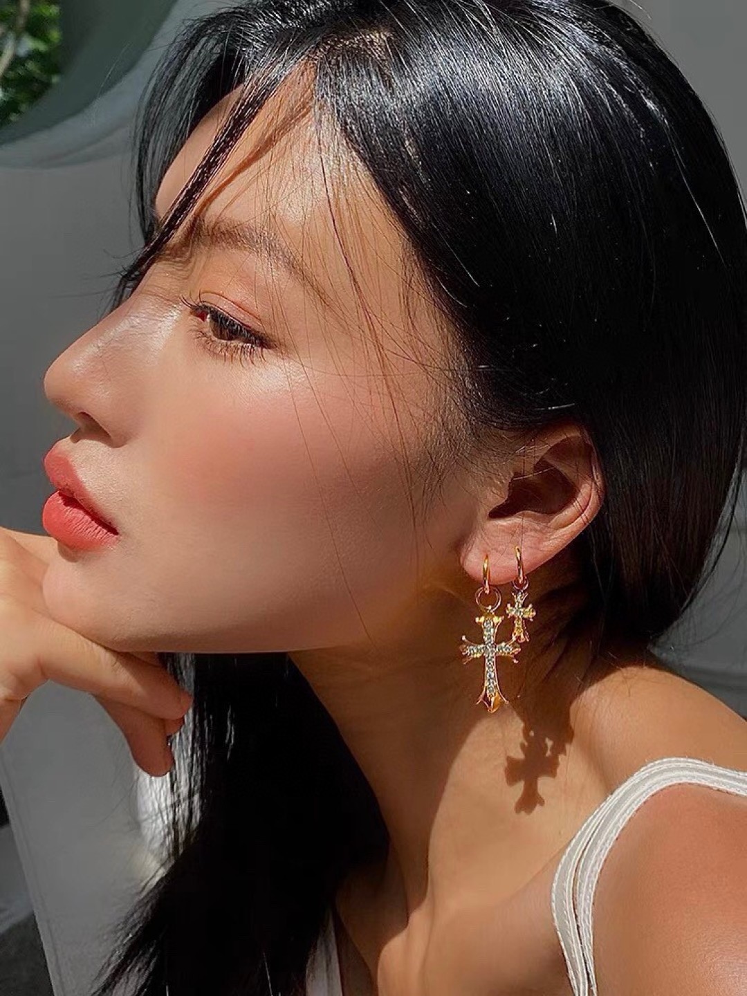 ❤️克罗心这个品牌不是很熟悉，但这个牌子在美国可是异常火爆，中国不少富二代也是品牌追随者。品牌最初是以银