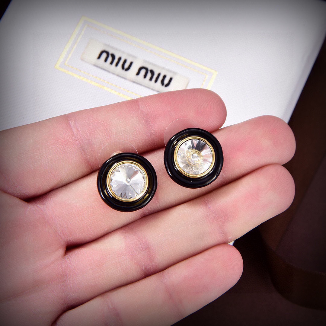 新品❗☀原单货 ☀新款miumiu耳环☀专柜一致黄铜材质 超级有质感