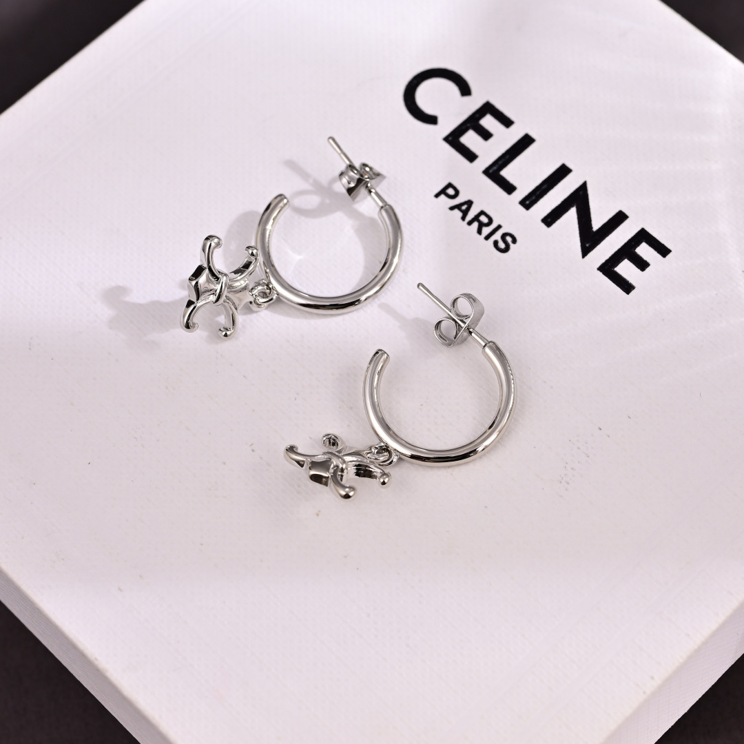 项链耳环❤️Celine 新款套装😍PRECLOUS新品 简单时尚🌟专柜一致黄铜材质电镀18k金 火爆款
