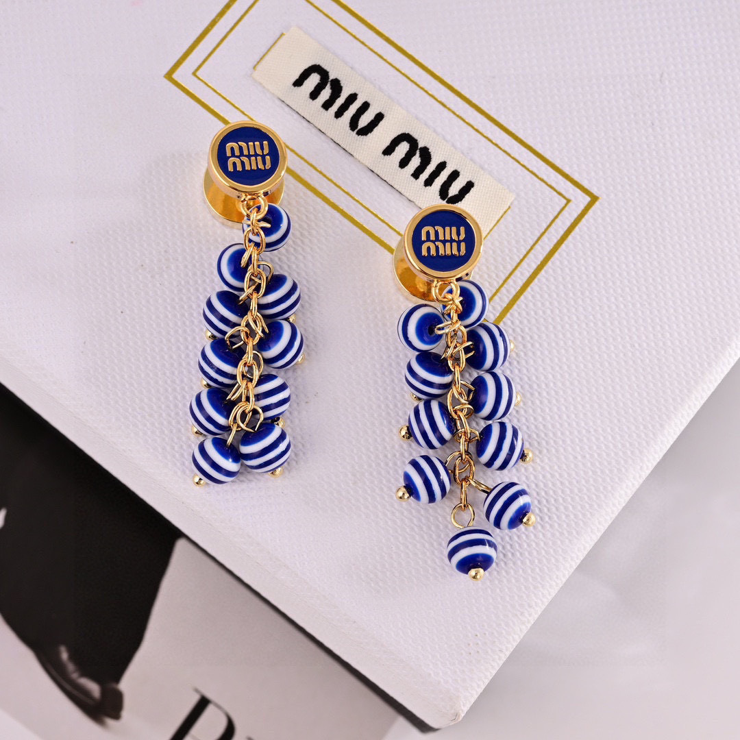 ❤️新品❗☀原单货 ☀新款miumiu字母耳钉☀专柜一致黄铜材质 超级有质感