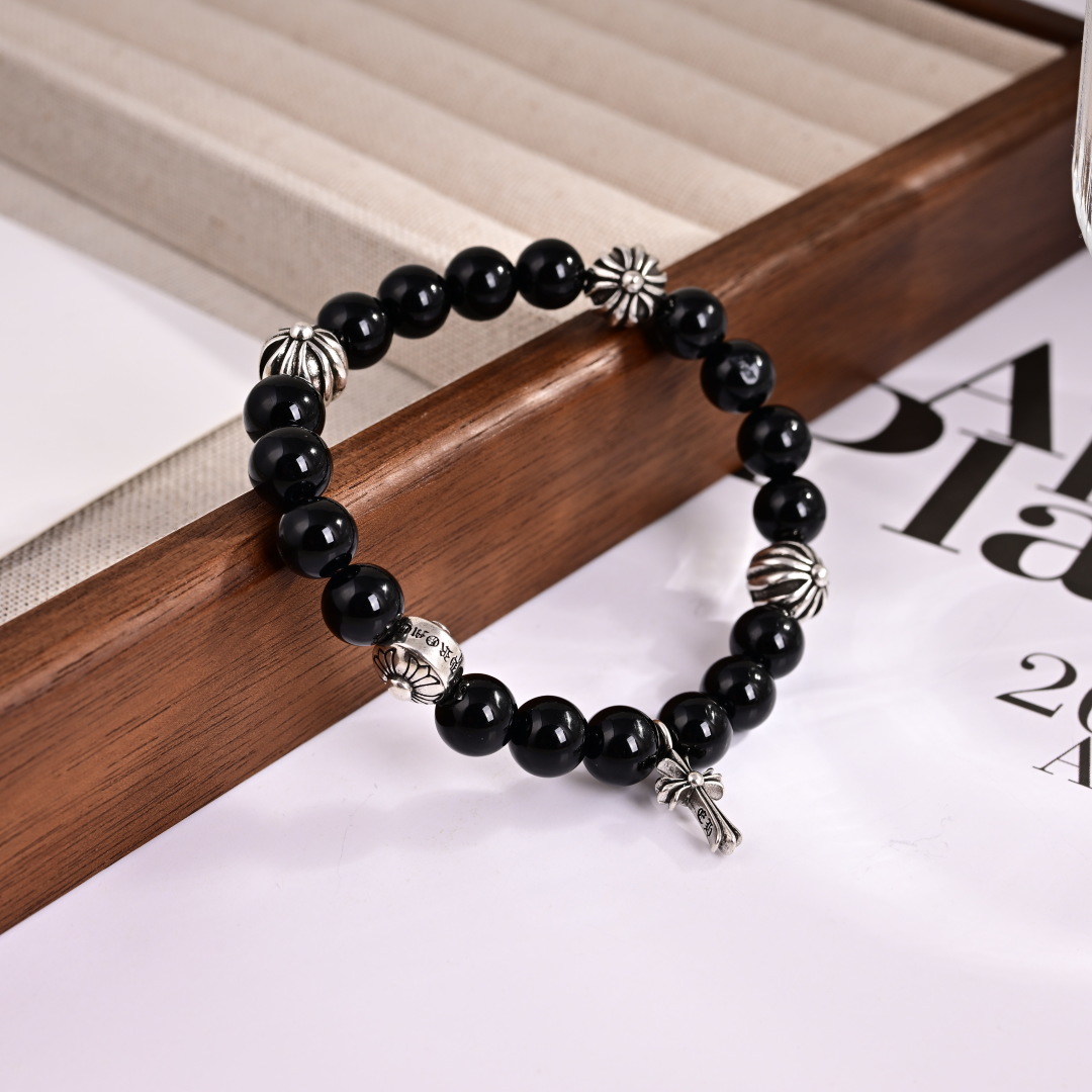 👑☣️新品克罗心潮人必备单品勾引克罗心  十字架✟手链。❤️太好看了 戴上它炸了整条街👌