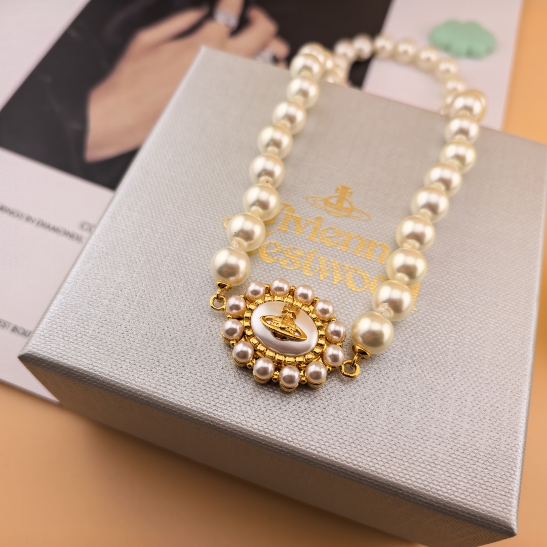 项链耳钉❤️英国代购 Vivienne Westwood薇薇安西太后土星 套装👌优雅大方精工设计   非