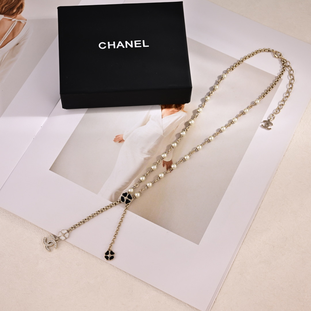 👌专柜🆕打版 小香 CHANEL 项链😍优雅大方精工设计   雕刻 非常修饰脸型    青春活力    