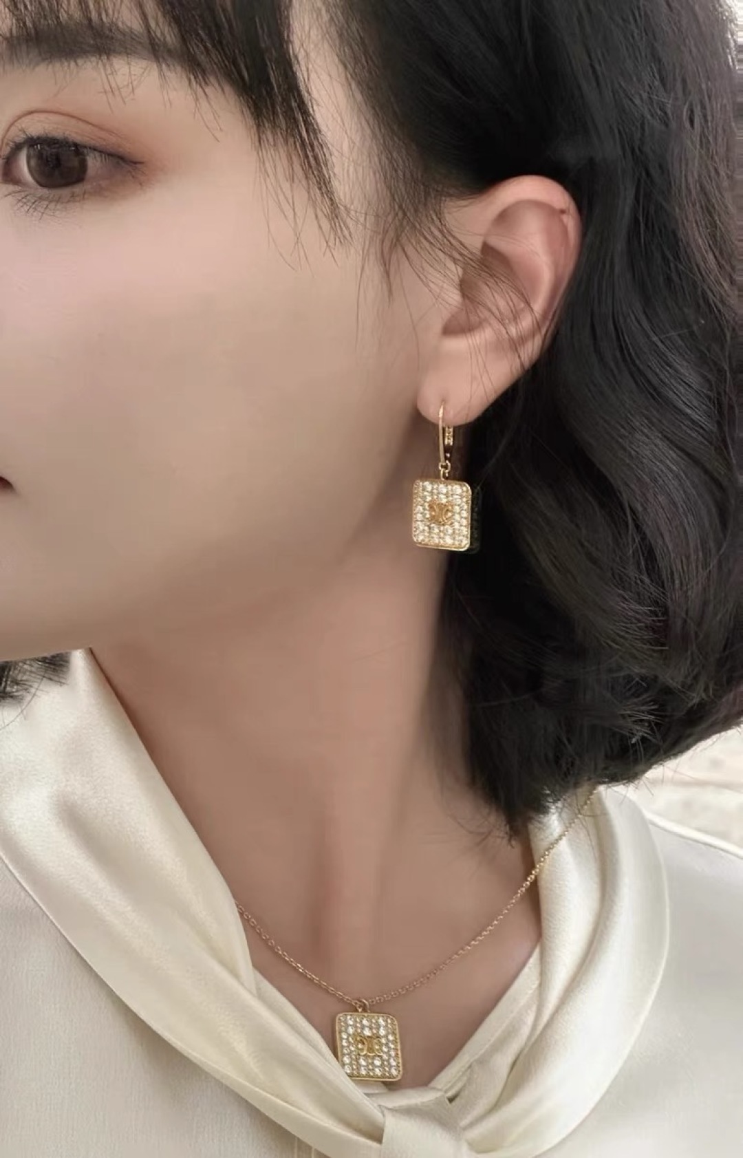 项链 耳钉❤️Celine 新款 PRECLOUS新品 简单时尚🌟专柜一致黄铜材质电镀18k金 火爆款出