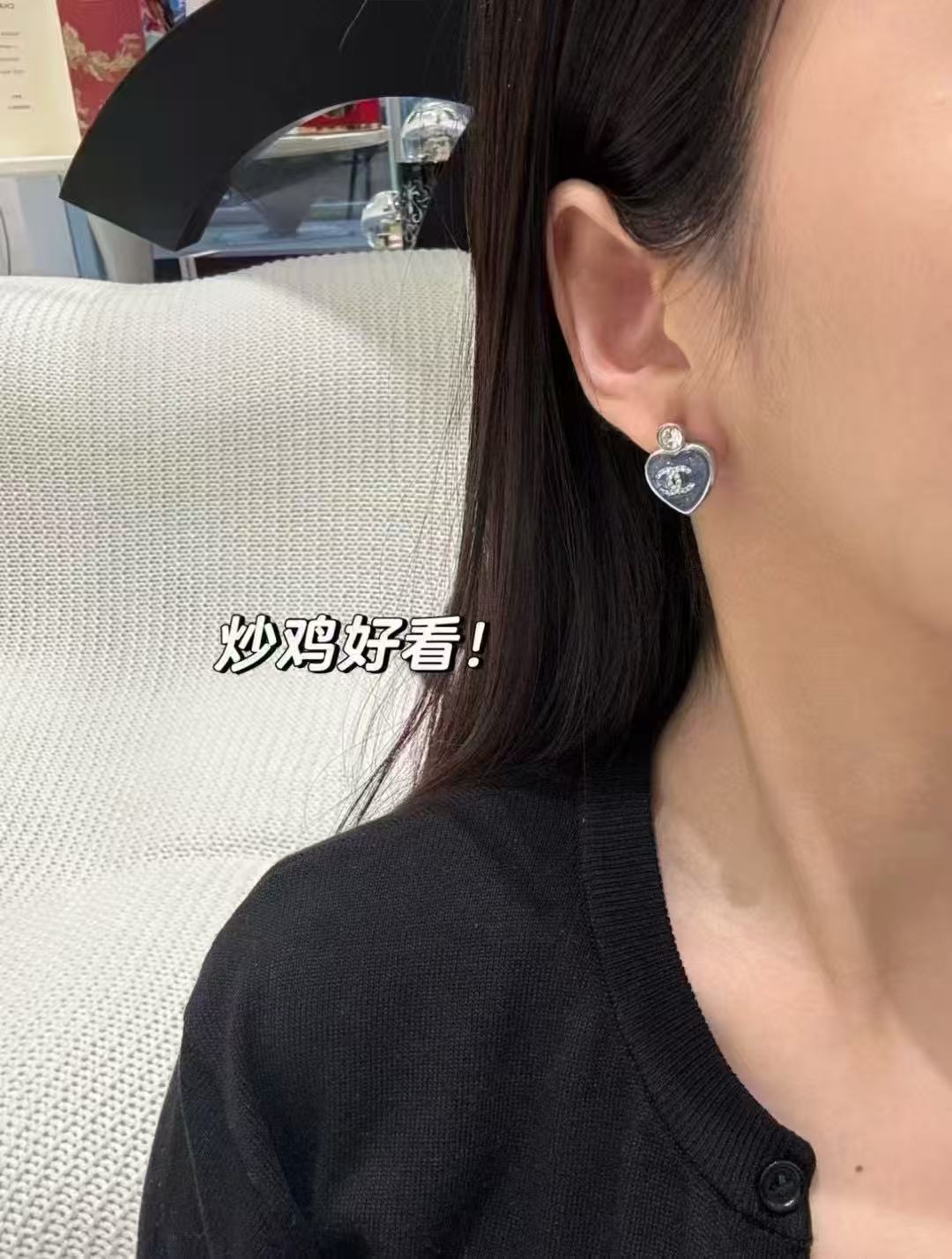项链耳环👌专柜🆕打版 小香 CHANEL 套装😍优雅大方精工设计   雕刻 非常修饰脸型    青春活力