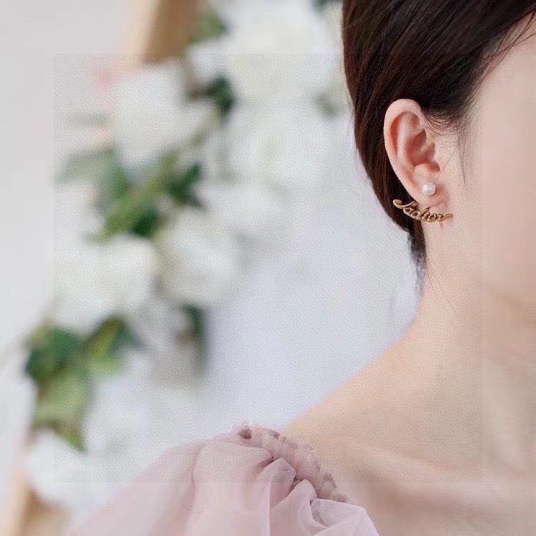 ❗☀原单货 ☀新款DIOR迪奥字母耳钉☀专柜一致黄铜材质 超级有质感