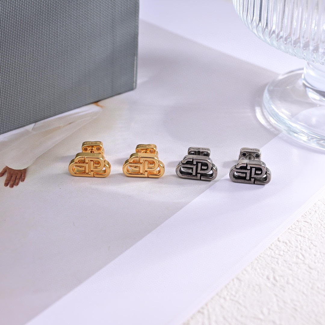 ❤️原单货🔹🔹新品 巴黎世家 Balenciaga 新款耳环🔹专柜一致黄铜材质电镀18k金 火爆款出货 