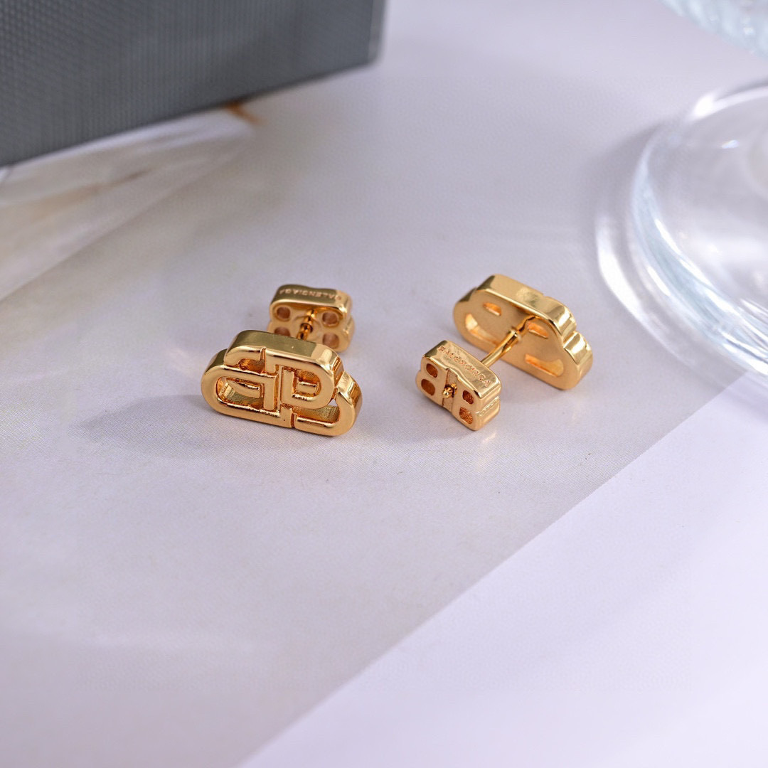 ❤️原单货🔹🔹新品 巴黎世家 Balenciaga 新款耳环🔹专柜一致黄铜材质电镀18k金 火爆款出货 