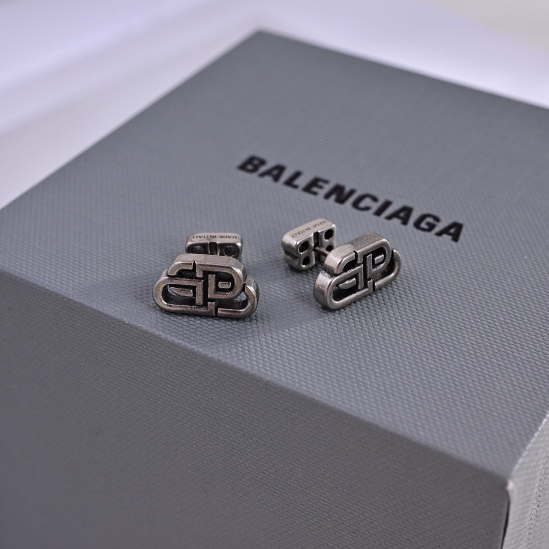 ❤️原单货🔹🔹新品 巴黎世家 Balenciaga 新款耳环🔹专柜一致黄铜材质电镀18k金 火爆款出货 