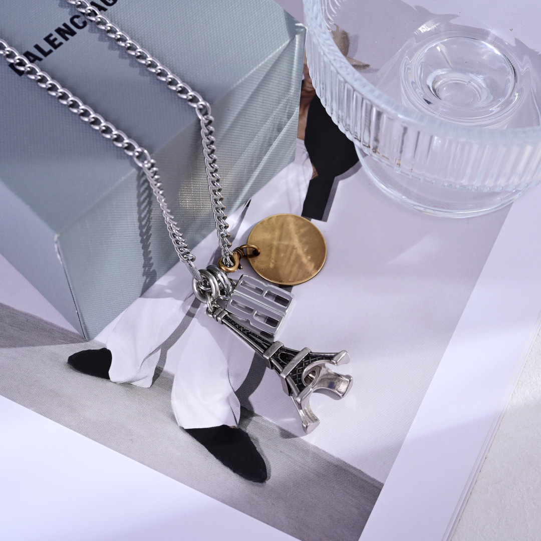 ❤️原单货🔹🔹新品 巴黎世家 Balenciaga 新款项链🔹专柜一致黄铜材质电镀18k金 火爆款出货 