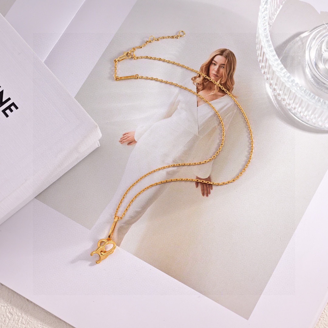 Celine Coeur Triomphe Heart necklace gold gold-tone brass no additional stones 42cm adjustable to 40cm